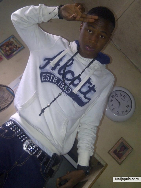 aken - click for next photo
