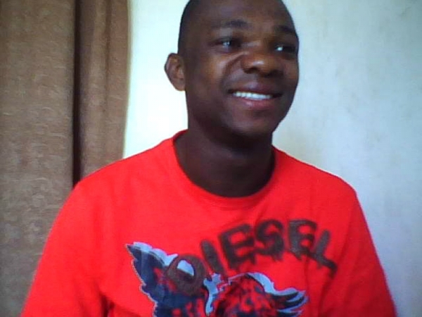  - click for next photo