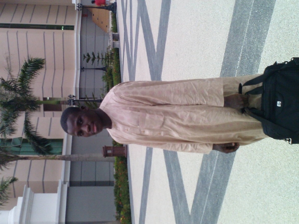 - click for next photo