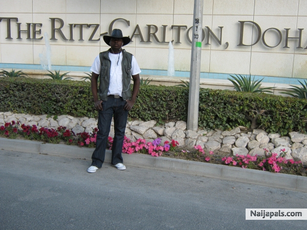 bonnie at ritz carton hotell doha qatar - click for next photo