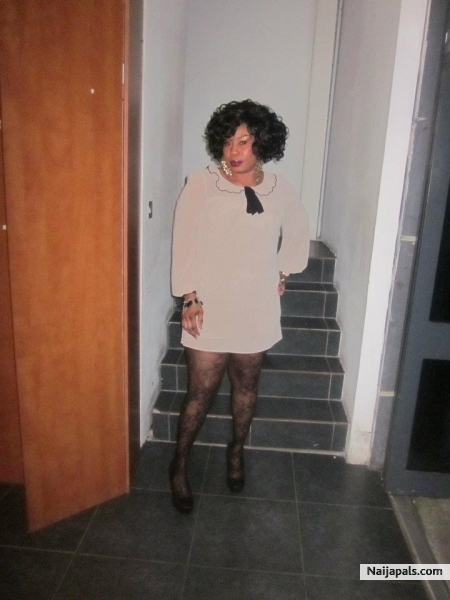  - click for next photo