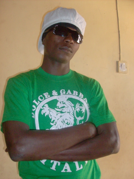  - click for next photo
