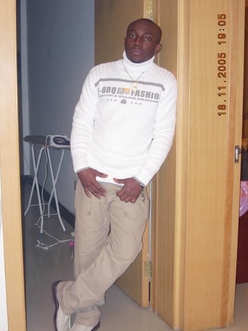  - click for next photo