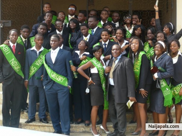Ma Graduation... awww i miss dem peeps - click for next photo