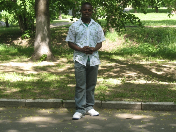  - click for next photo