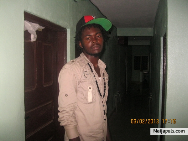  - click for next photo