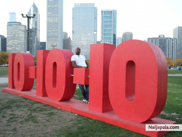 October 10th, 2010 (10.10.10).. in Chicago, Illinois... The day of the Chicago Marathon.. No I didn' t take part.. Suicide is not my thing^ ^ - click for next photo