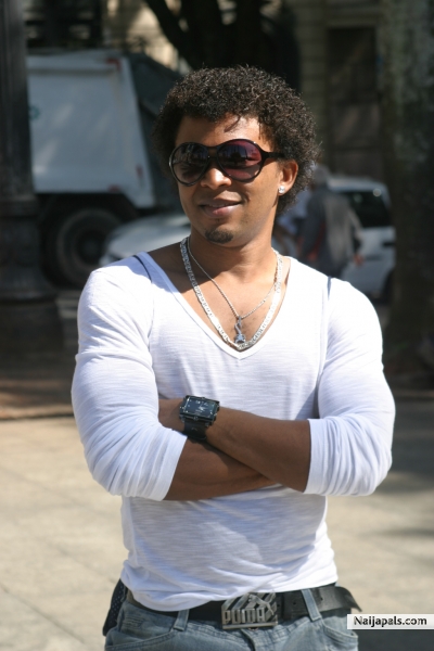  - click for next photo