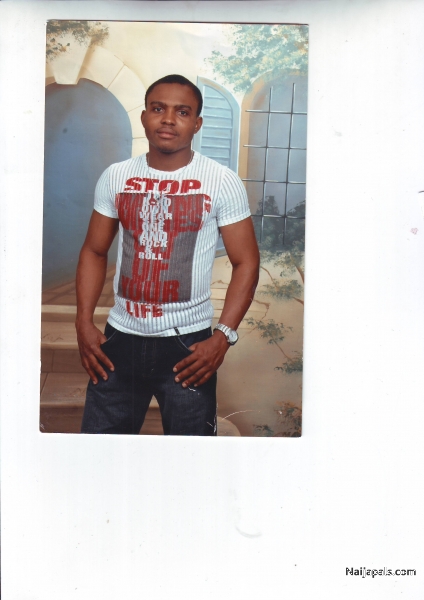  - click for next photo