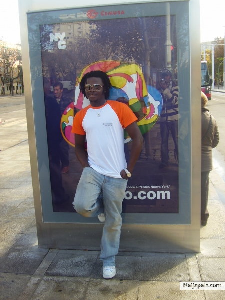  - click for next photo
