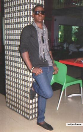 hey guyz - click for next photo