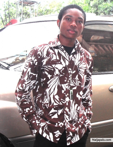  - click for next photo