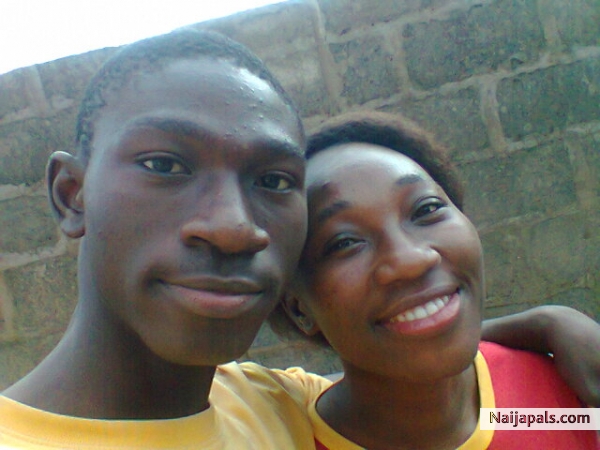 myself n my sista - click for next photo