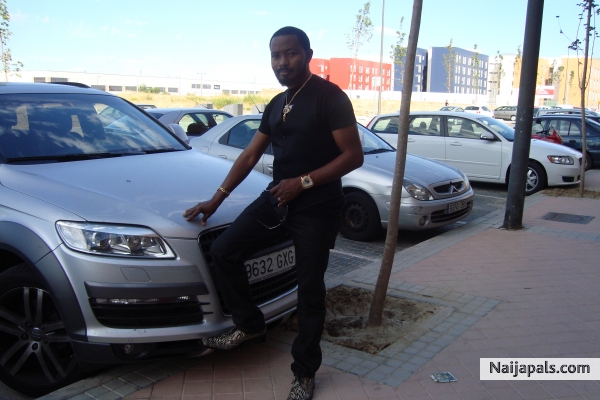 - click for next photo
