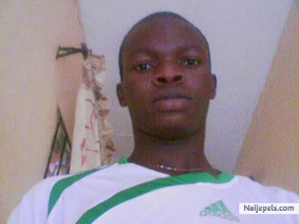  - click for next photo