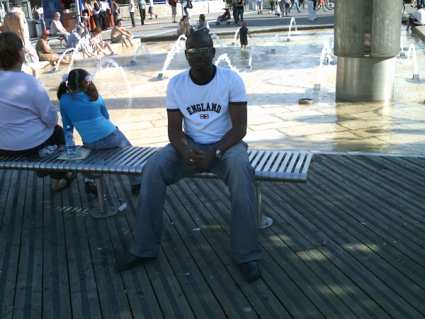  - click for next photo
