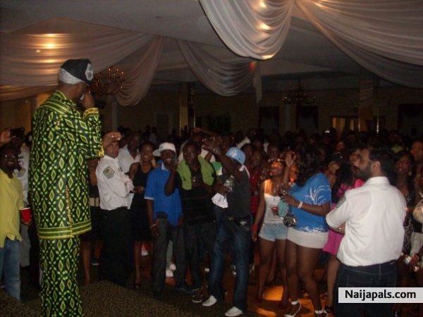 9ice adigun in toronto canada - click for next photo