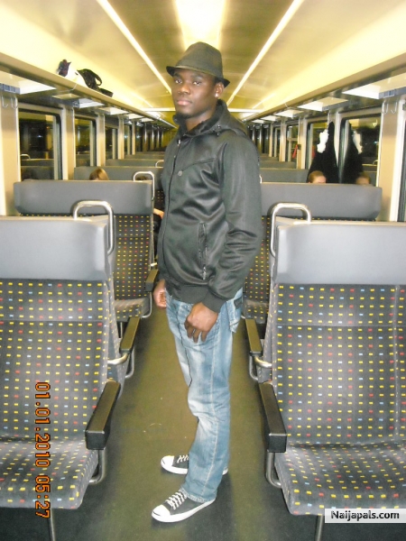  - click for next photo