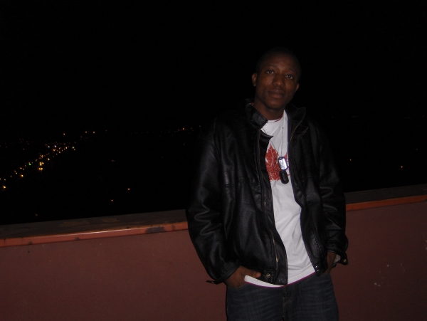  - click for next photo