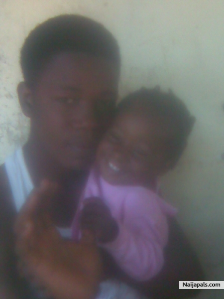 Me and my baby noni.....dont be scared i neva born o - click for next photo