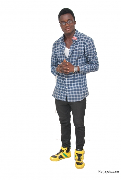 BRODA - click for next photo