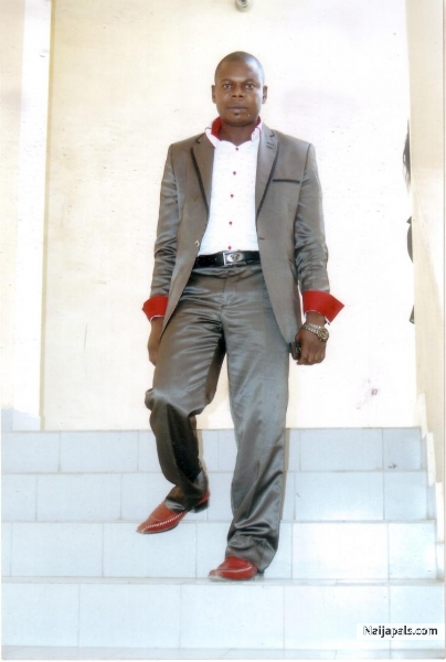 CHUZZY - click for next photo