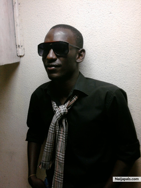me!!!!!!!!!!!!! - click for next photo
