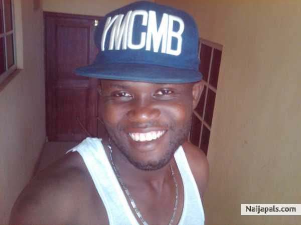 YoungMoneyCatchMoenyBillionaire - click for next photo