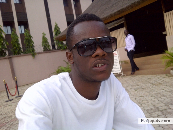 chilling tinx - click for next photo