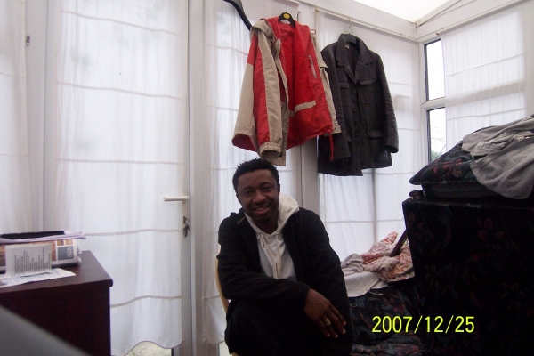  - click for next photo