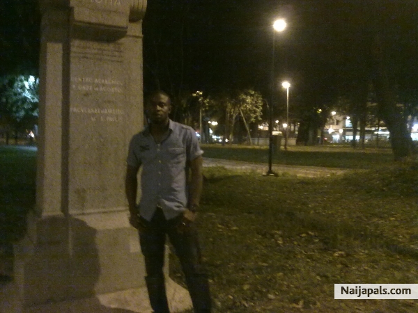  - click for next photo