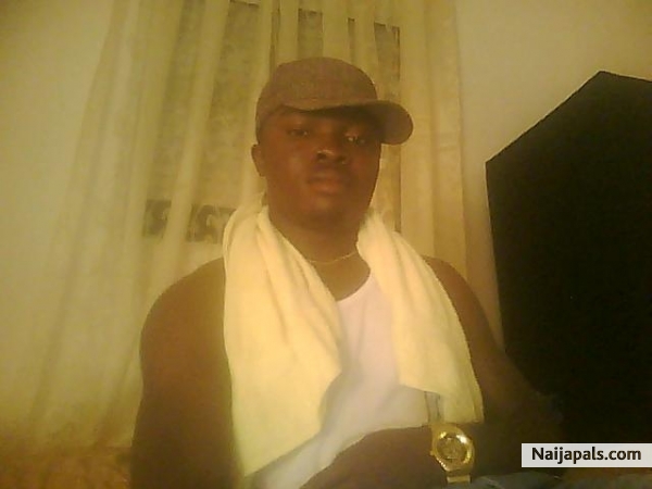 anyi - click for next photo