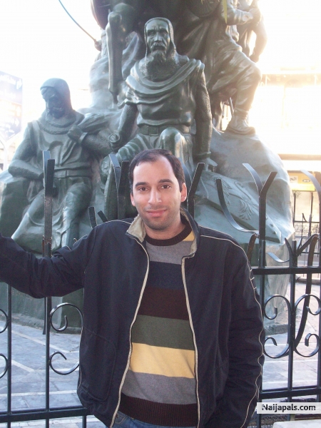  - click for next photo