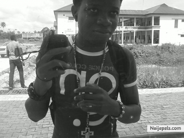  - click for next photo