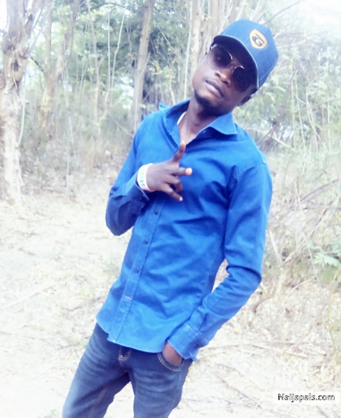  - click for next photo