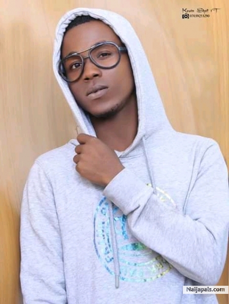 Its your favorite Dj - click for next photo