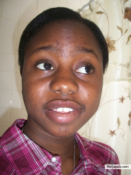 T-girl - click for next photo