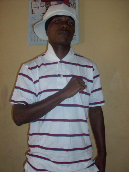  - click for next photo