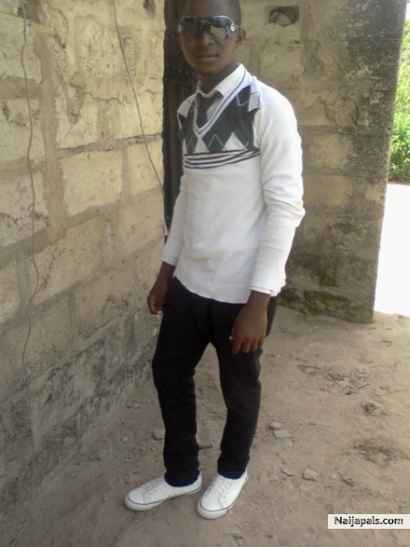  - click for next photo