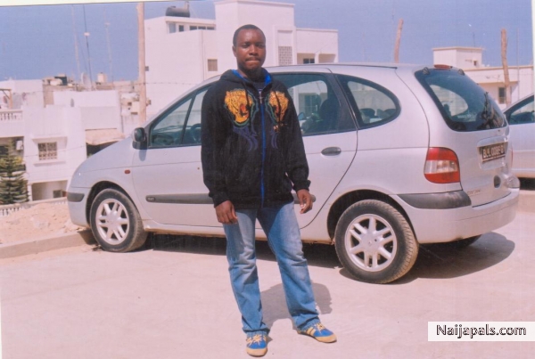  - click for next photo