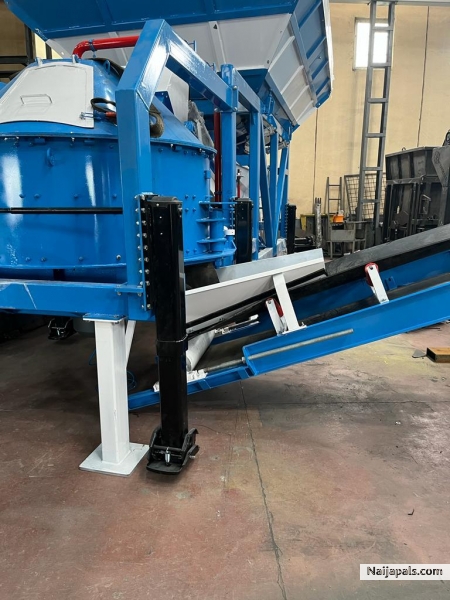 MOB-30 Mobile Concrete Batching Plant; Sofia Journey - click for next photo