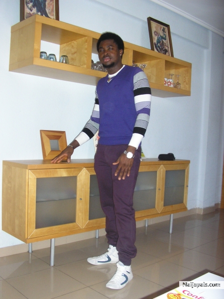  - click for next photo