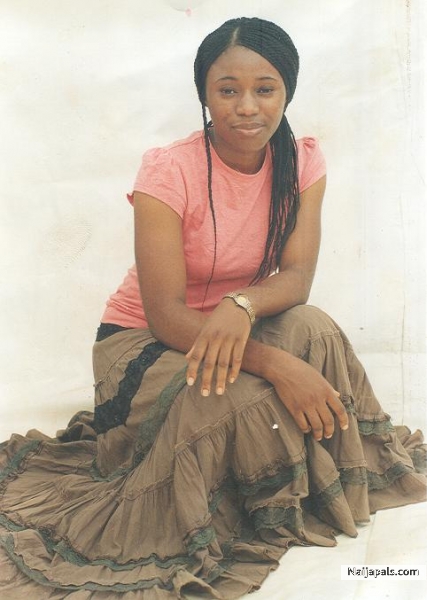 Fine girl - click for next photo