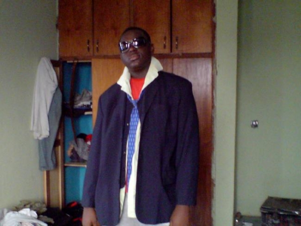 TRILLA - THE BOSS IS BACK - click for next photo