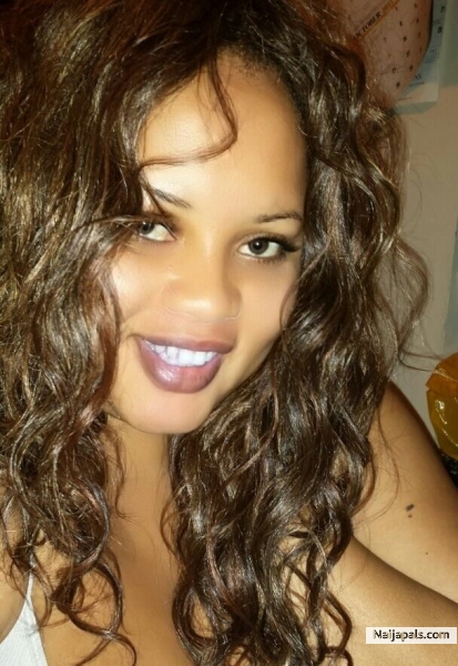 Cover gal of the month - click for next photo