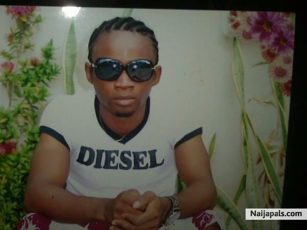 dj-lee d hotest dj in naija - click for next photo
