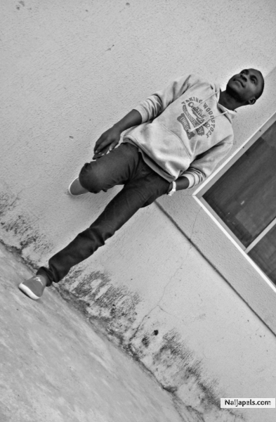  - click for next photo