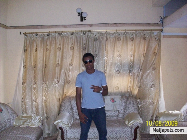 wad up guys - click for next photo