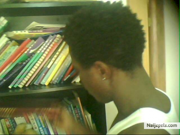  - click for next photo