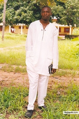  - click for next photo